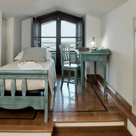 Villa Belvedere - Localita Barbiano, 3b, 50022 Fi, Italy *